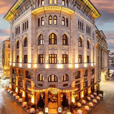 Cronton Design Hotel Istanbul Eksteriør billede The hotel at night