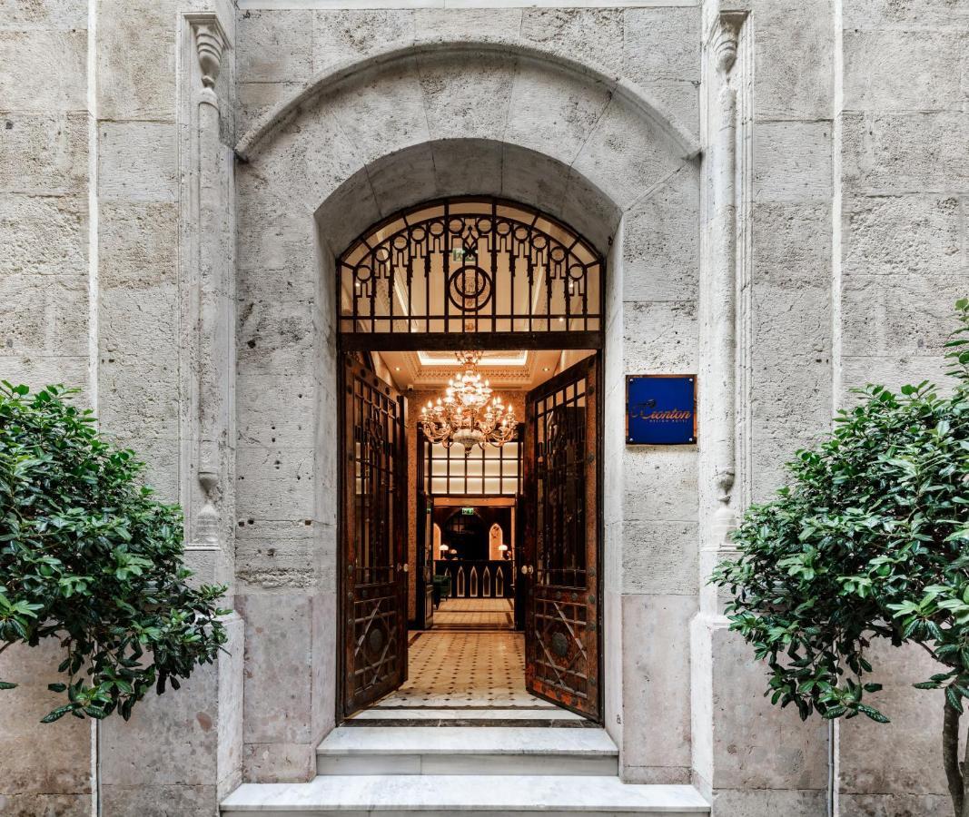 Cronton Design Hotel Istanbul Eksteriør billede Entrance to the hotel